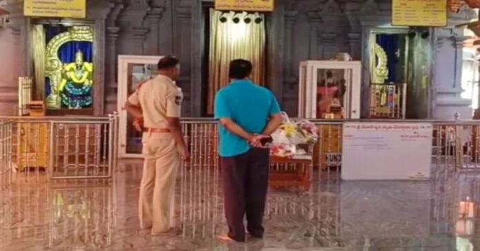 వేంకటేశ్వరస్వామి ఆలయంలో భారీ చోరీ