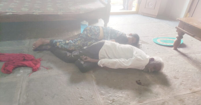 Suicide of an elderly couple..