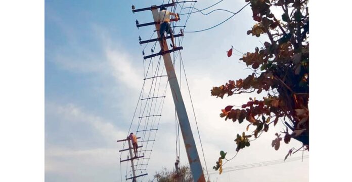 మేడారం జాతరలో నిరంతర విద్యుత్