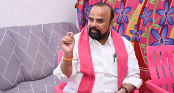 With the arrival of the Congress government, hopes of development around Yadagirigutta have evaporated.