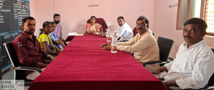 గ్రామ అభివృద్ధికి పనులు చేపట్టాలి