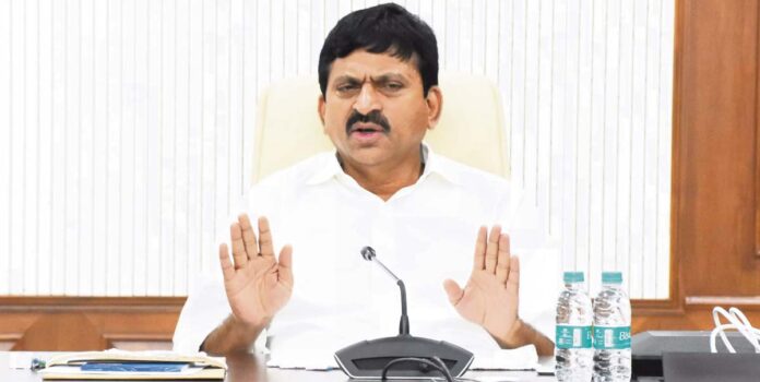 భూకబ్జాలపై ఉక్కుపాదం