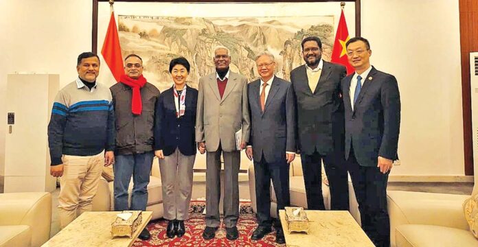 వామపక్షనేతలతో చైనా కమ్యూనిస్టు పార్టీ ప్రతినిధులు