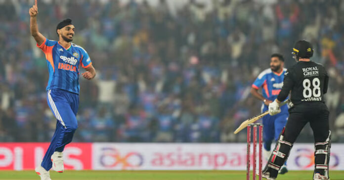 ఇండియా టార్గట్ 209