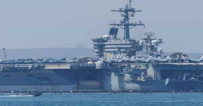 US warships near Iran