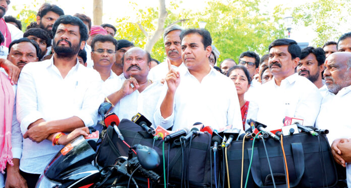 కాంగ్రెస్ అధికార దుర్వినియోగం