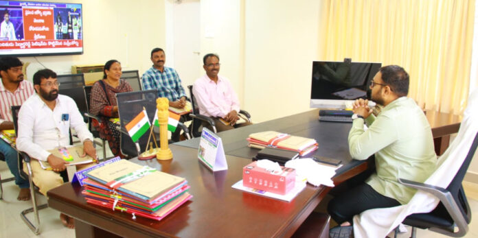 Model Anganwadi centers should be established in the district.