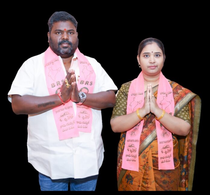 Priyanka Tulasi's door-to-door campaign in Sadashivapeta Ward 23