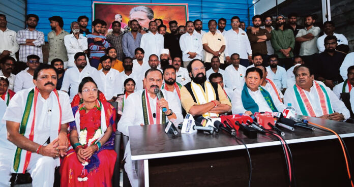 మత రాజకీయాలు తెలంగాణలో చెల్లవు