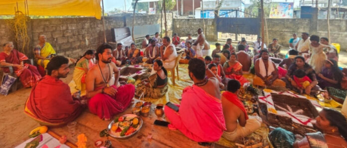 Abhishekam to Shiva and Parvati in Tadicherla