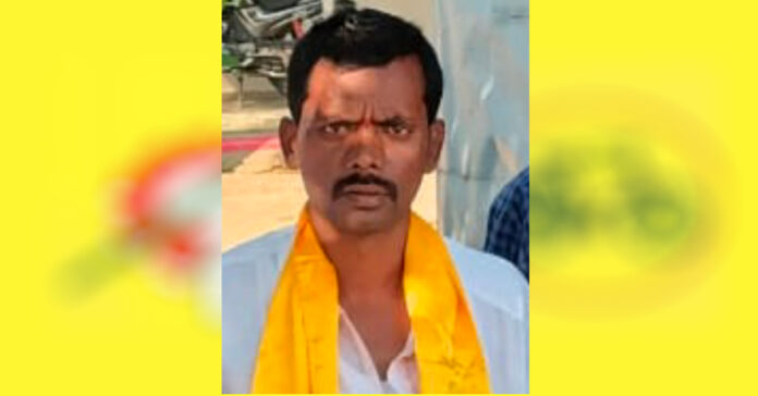 Ambati Rambabu should issue a public apology.