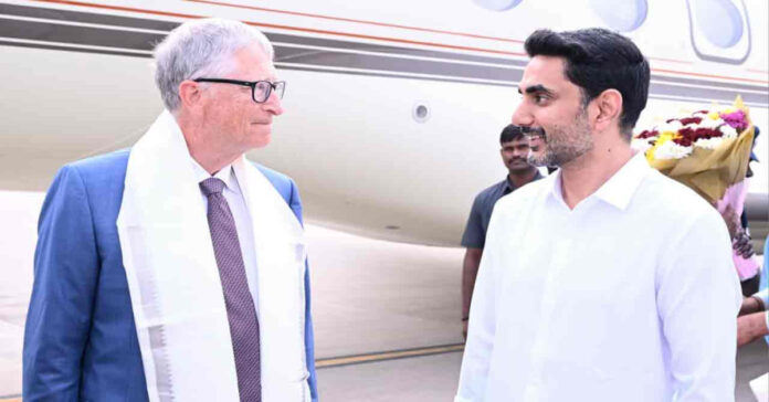 బిల్ గేట్స్ విమానం ల్యాండింగ్కు అంతరాయం..ఎయిర్పోర్టు చుట్టూ చక్కర్లు