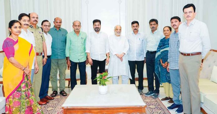 అగ్రనేతలతో