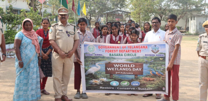 చిత్తడి నేలల పరిరక్షణ అందరి బాధ్యత: ఎఫ్ఆర్ఓ
