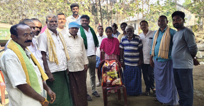 Deputy Sarpanch Savendar consults with the victims family