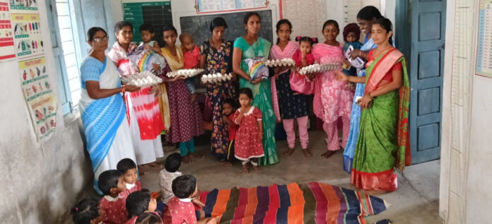 అంగన్వాడీ కేంద్రాలలో పౌష్టికాహారం పంపిణీ..