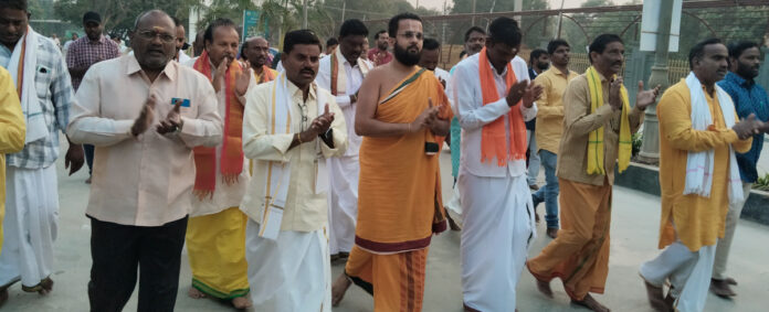 శ్రవణా నక్షత్రం సందర్భంగా స్వర్ణగిరిలో గిరి ప్రదక్షిణ