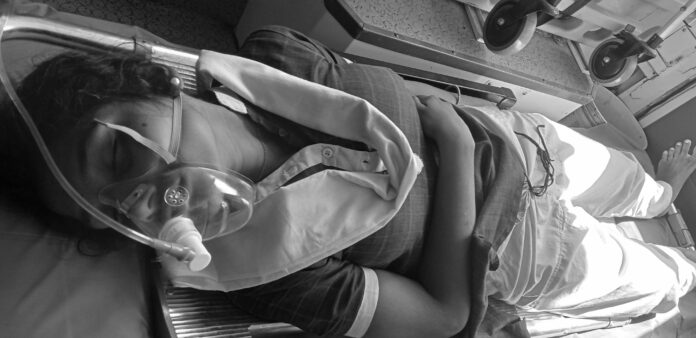 ఆత్మహత్యాయత్నానికి పాల్పడిన గురుకుల విద్యార్థిని