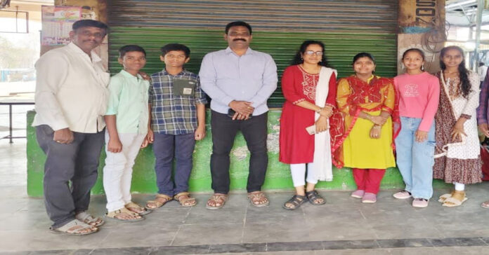 జాతీయ స్థాయి జిజ్ఞాస సైన్స్ ఫెయిర్కు కామారెడ్డి విద్యార్థులు