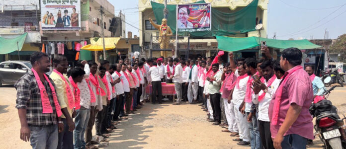 జుక్కల్లో ఘనంగా కేసీఆర్ జన్మదిన వేడుకలు