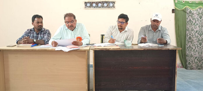 జీపీ కార్యదర్శులతో ఎంపీడీవో ప్రత్యేక సమావేశం