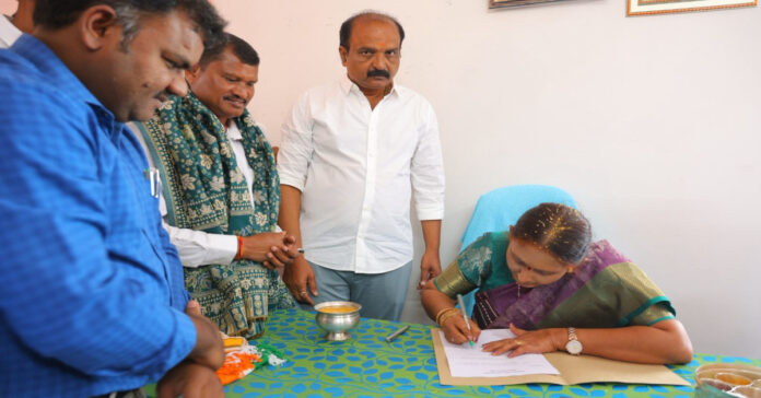 The duty of public representatives is to solve public problems.