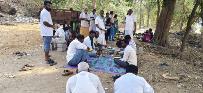Abhishekam to Nainigulla Ramalingeswara Swamy Temple