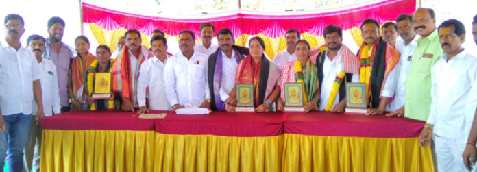 A grand honor for the Municipal Chairman and Councilors