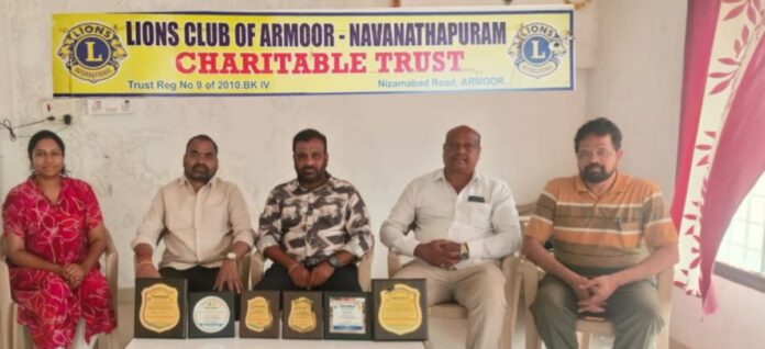 Lions Club Navanathapuram receives awards..