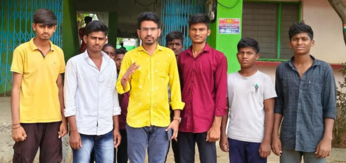 The government should take over the Arora College building.