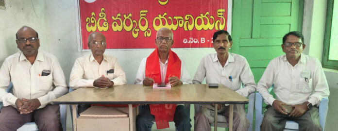 పెరిగిన కరువు బత్యాన్ని వెంటనే అమలు చేయాలి