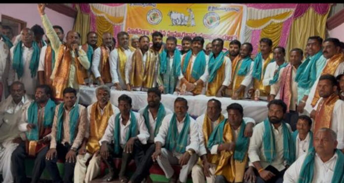 మున్నూరు కాపు సంఘం ఆధ్వర్యంలో ప్రజాప్రతినిధులకు సన్మానం..