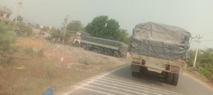 అడ్డదారి గుండా.. అడ్డగోలు రవాణా