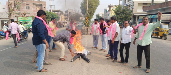 మాజీ సీఎం కేసీఆర్ ను విచారించడం సరికాదు..