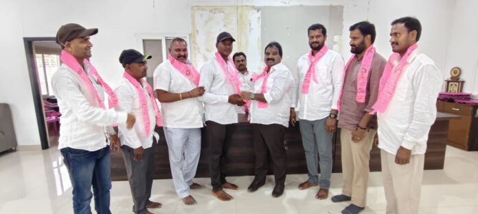 Joinings from Congress to BRS