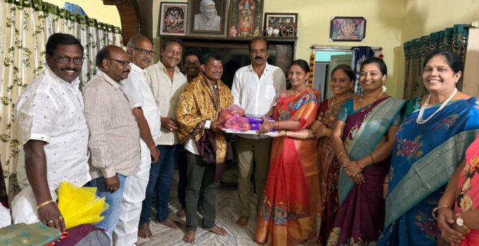 Municipal couple meets MLA