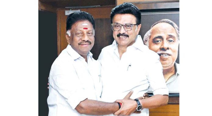 డీఎంకేలో చేరిన పన్నీర్ సెల్వం