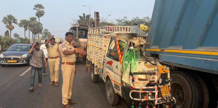 జాతీయ రహదారిపై రోడ్డు ప్రమాదం.. వ్యక్తి మృతి
