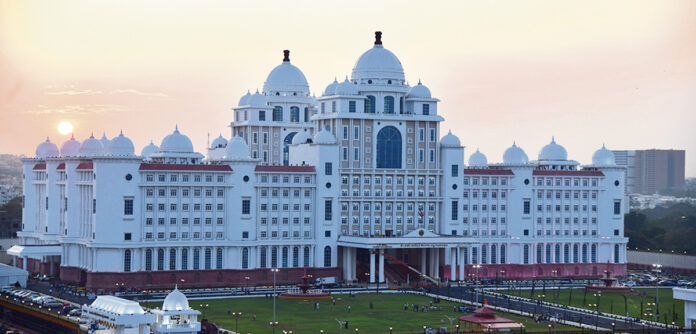 పాత హామీలకు పాతర