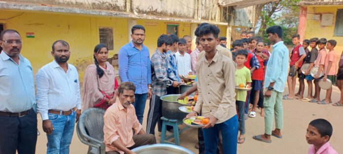 గురుకులలో సంత్ సేవాలాల్ జయంతి వేడుకలు