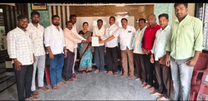 The health of the poor is the goal of the public government.