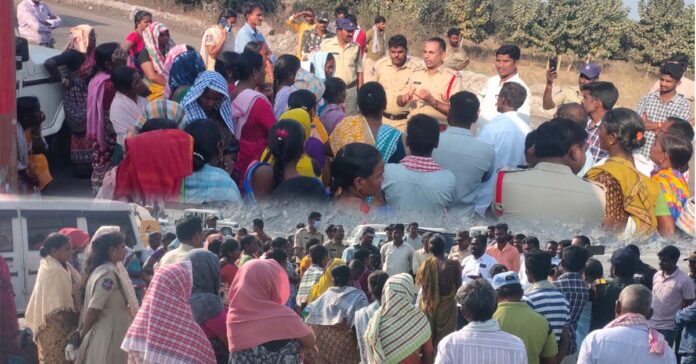 తాడిచెర్ల ఓసపీలో నిర్వాసితులు ఆందోళన.!