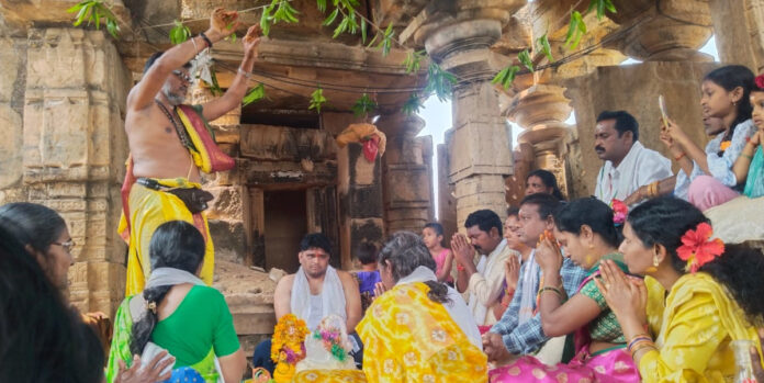 సందరెల్లిలో వైభవంగా శివపార్వతుల కళ్యాణం