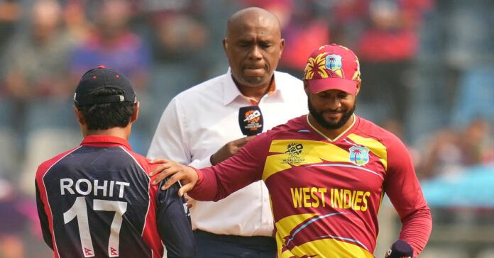 టాస్ గెలిచి బౌలింగ్ ఎంచుకున్న వెస్టిండీస్