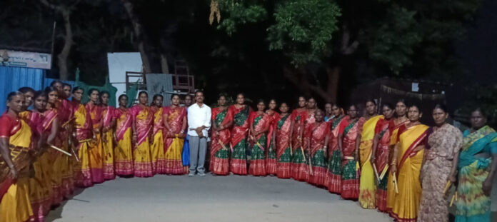 Artists should be given opportunities in temple jobs