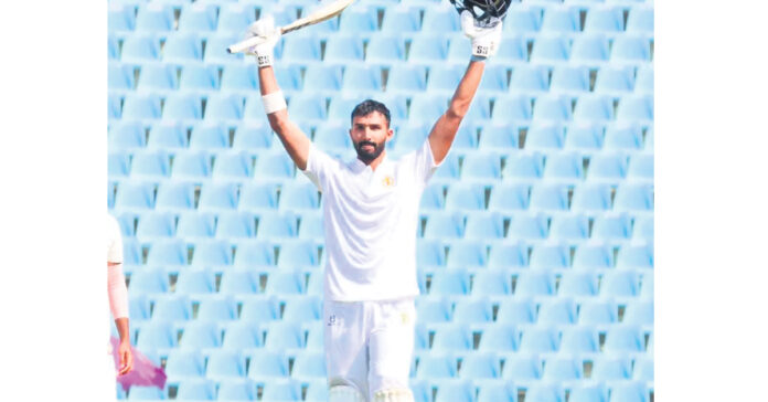 పడిక్కల్ ద్వి శతకం