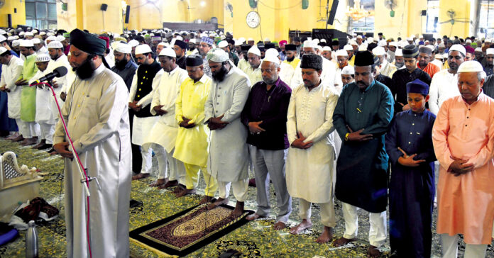 నేటి నుంచి రంజాన్ ఉపవాసాలు