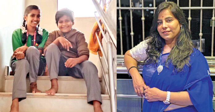 రైలు కింద పడి తల్లి,ఇద్దరు పిల్లలు ఆత్మహత్య