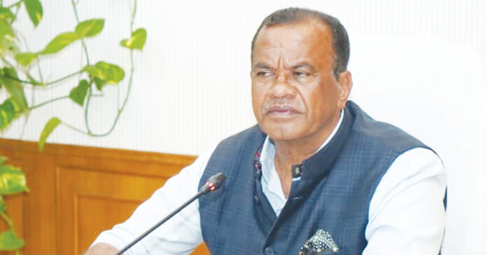 రాష్ట్రాభివృద్ధిలో రోడ్లు కీలకం