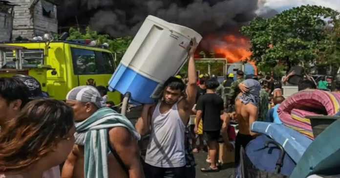 Huge fire in the Philippines..